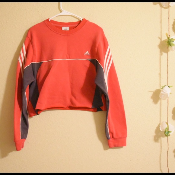 adidas Tops - Vintage Cropped Adidas Crewneck sweatshirt adidas Tops - Vintage Cropped Adidas Crewneck sweatshirt